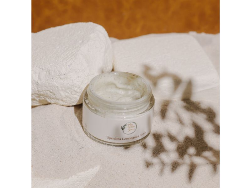 Moringa Cardamom Scrub - UNISEX